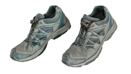HIKING BOOTS