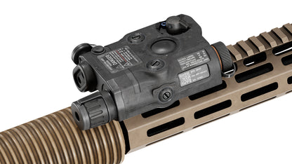 AN PEQ 15 LASER